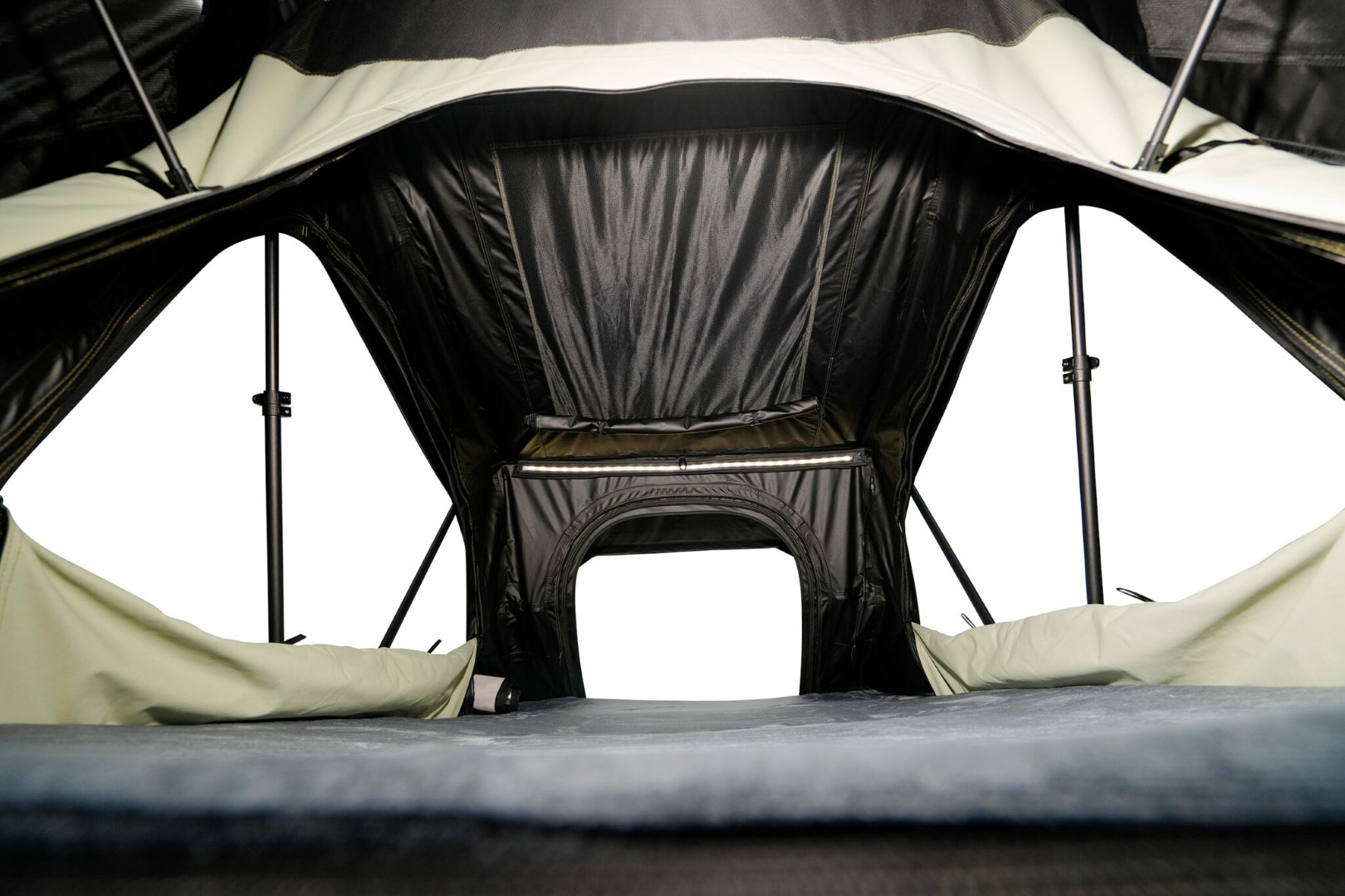 FjällVila Upp Resa 150 3-person rooftop tent
