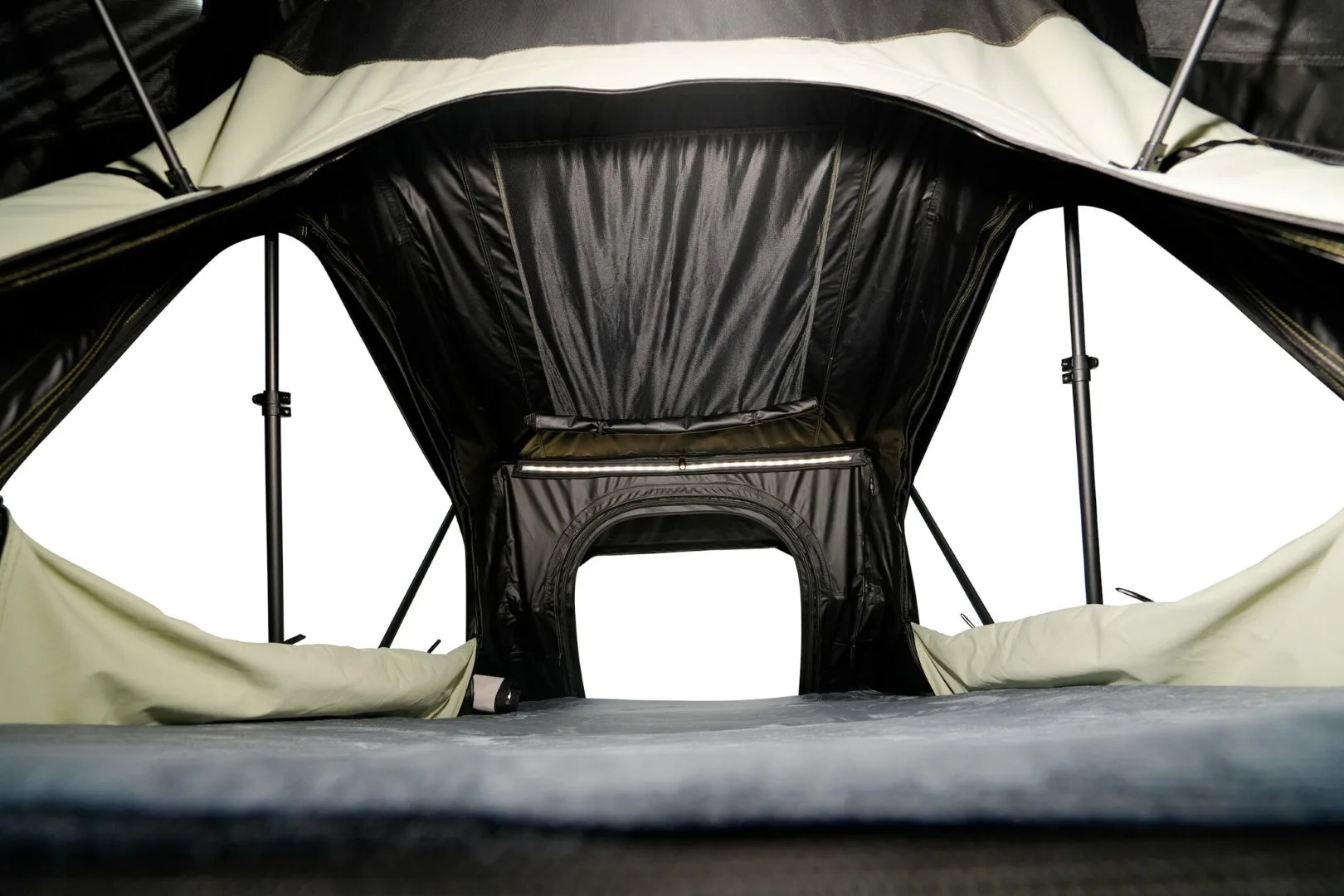 FjällVila Upp Resa 150 3-person rooftop tent