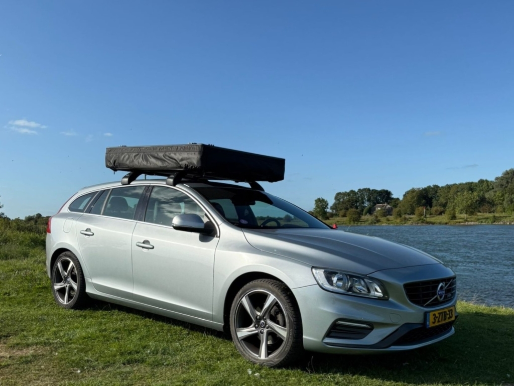 UppResa-Dachzelt auf Volvo eingestürzt